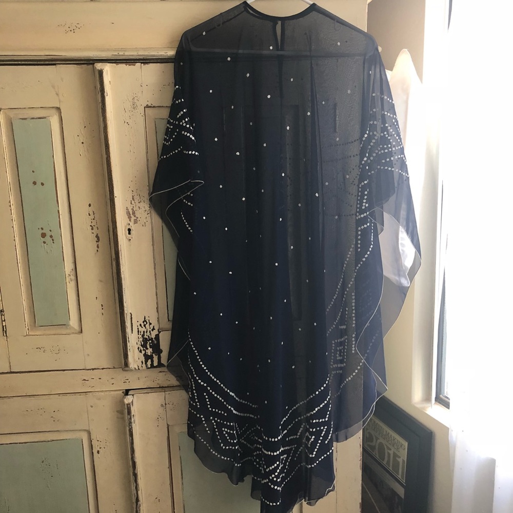 Vintage sheer tunic with tribal 3-d design